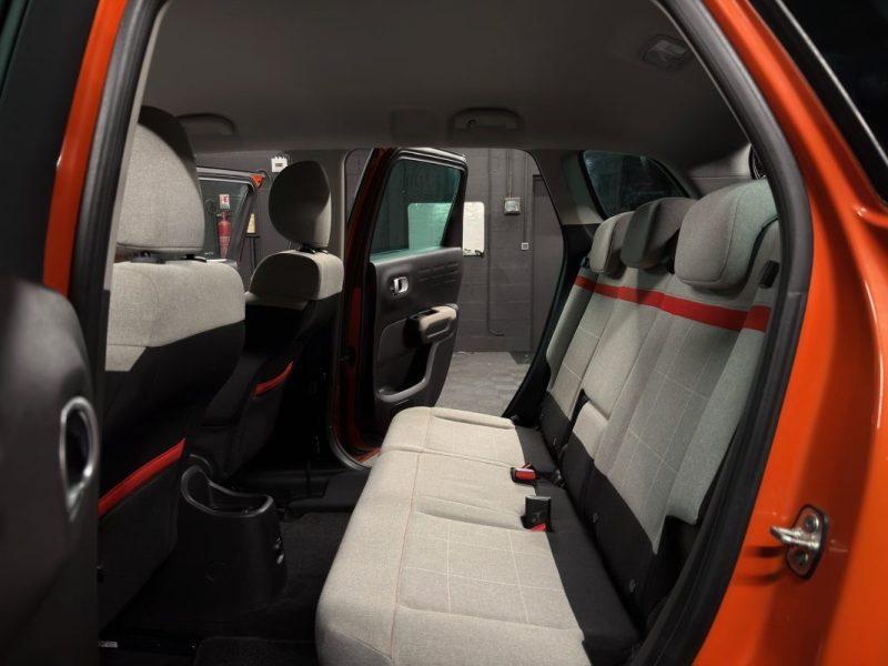 CITROEN C3 SHINE 1.2 110 Cv 1ERE MAIN / APPLE CARPLAY & ANDROID CRIT AIR 1 - Garantie 1 an