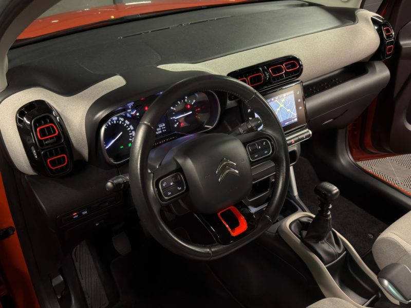 CITROEN C3 SHINE 1.2 110 Cv 1ERE MAIN / APPLE CARPLAY & ANDROID CRIT AIR 1 - Garantie 1 an
