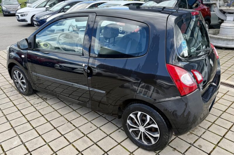 RENAULT TWINGO II 104 2012