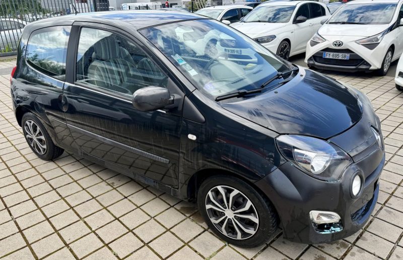 RENAULT TWINGO II 104 2012