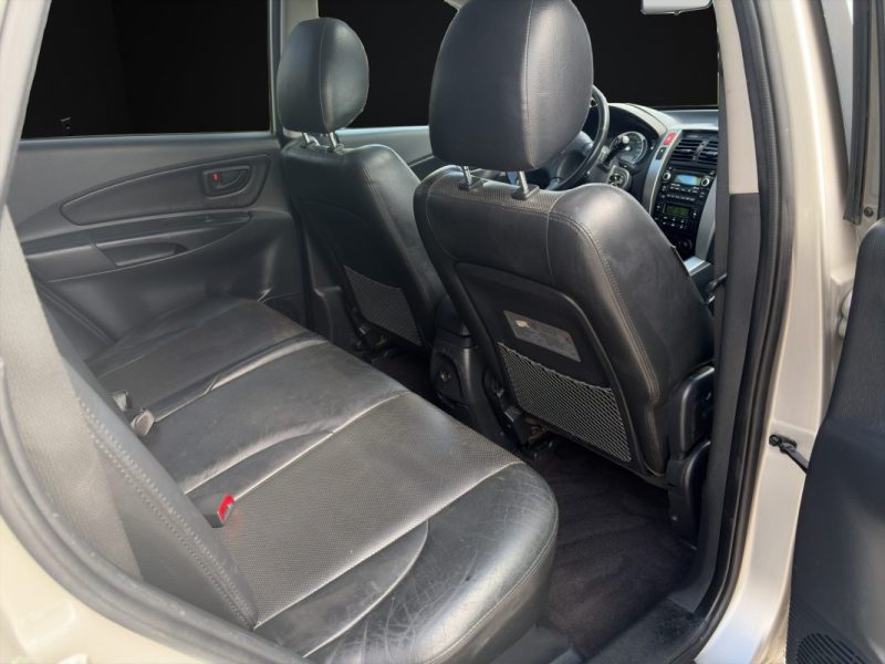 HYUNDAI TUCSON 2.0 CRDI 140 cv 4WD Pack Luxe / Toit Ouvrant