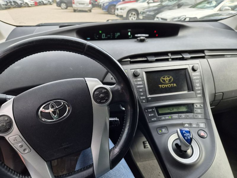 TOYOTA PRIUS 136H ACTIVE 2009
