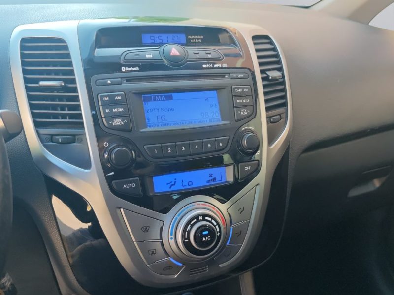 HYUNDAI IX20 1.6 CRDI 115 PANORAMIC SUNSATION 