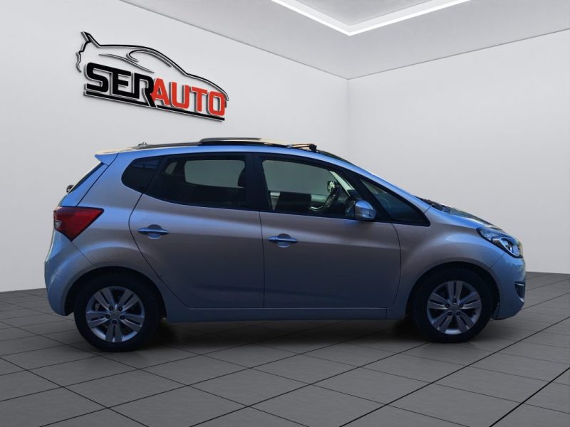 HYUNDAI IX20 1.6 CRDI 115 PANORAMIC SUNSATION 