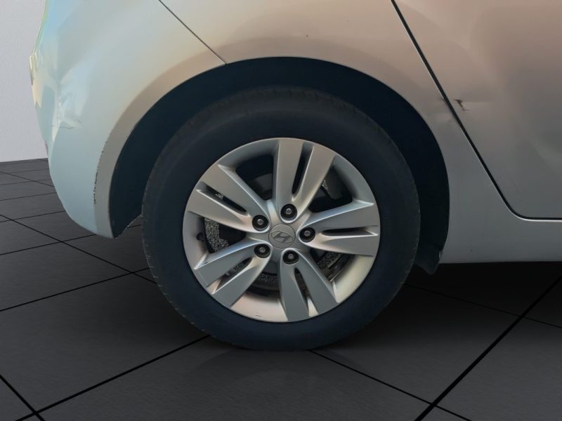 HYUNDAI IX20 1.6 CRDI 115 PANORAMIC SUNSATION 