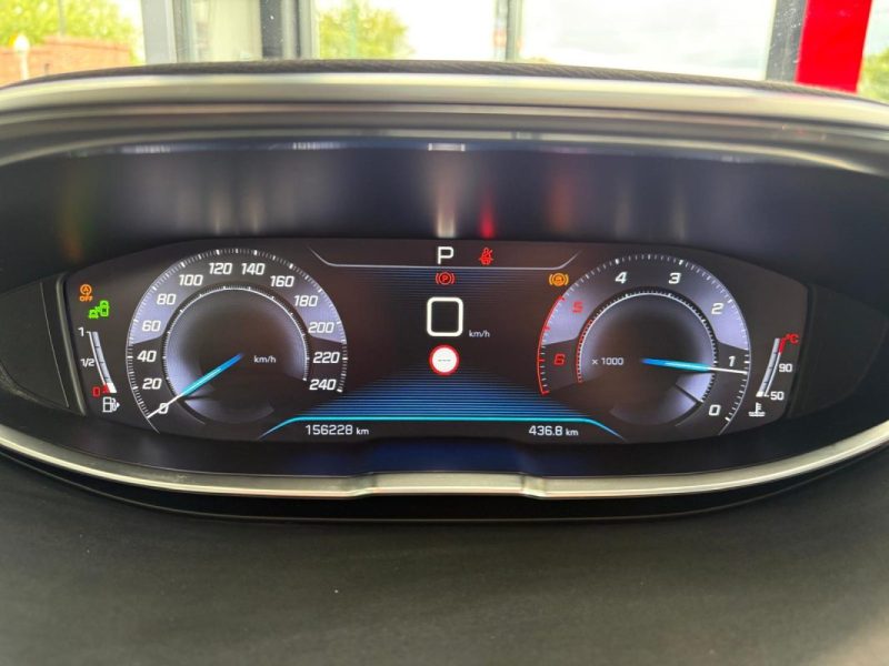 🚗 PEUGEOT 5008 II 1.6 BLUEHDI 120ch ⚙️ EAT6 👨‍👩‍👧‍👦 7 Places 📱 CarPlay 🪑 Cuir