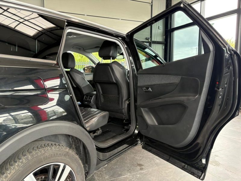 🚗 PEUGEOT 5008 II 1.6 BLUEHDI 120ch ⚙️ EAT6 👨‍👩‍👧‍👦 7 Places 📱 CarPlay 🪑 Cuir