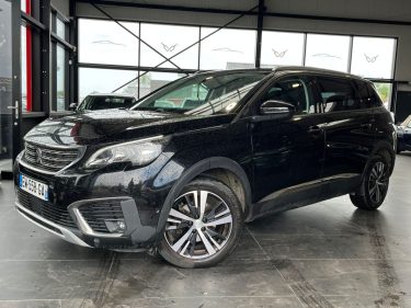 🚗 PEUGEOT 5008 II 1.6 BLUEHDI 120ch ⚙️ EAT6 👨‍👩‍👧‍👦 7 Places 📱 CarPlay 🪑 Cuir