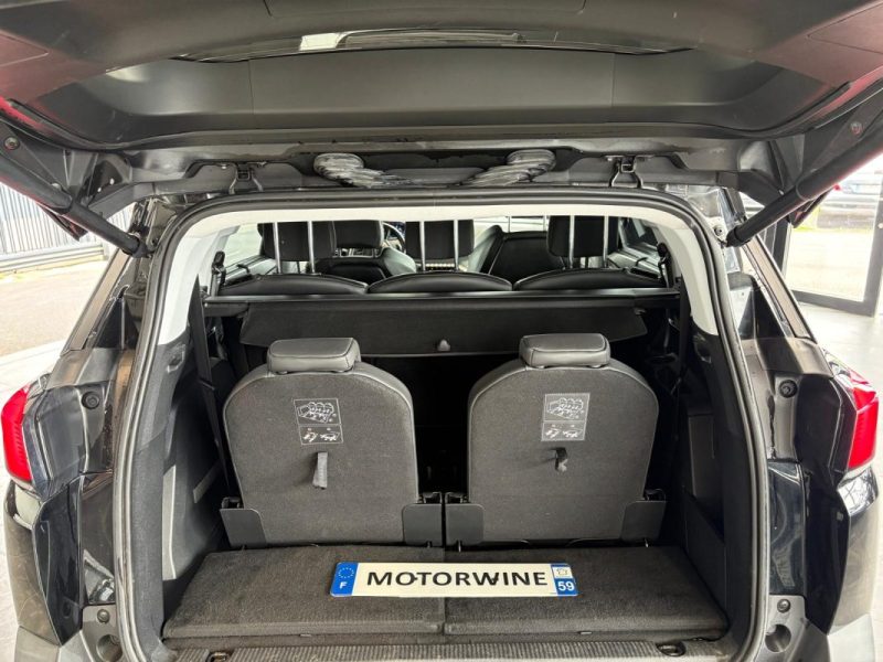 🚗 PEUGEOT 5008 II 1.6 BLUEHDI 120ch ⚙️ EAT6 👨‍👩‍👧‍👦 7 Places 📱 CarPlay 🪑 Cuir