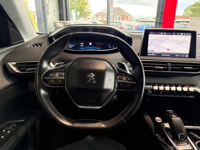 🚗 PEUGEOT 5008 II 1.6 BLUEHDI 120ch ⚙️ EAT6 👨‍👩‍👧‍👦 7 Places 📱 CarPlay 🪑 Cuir