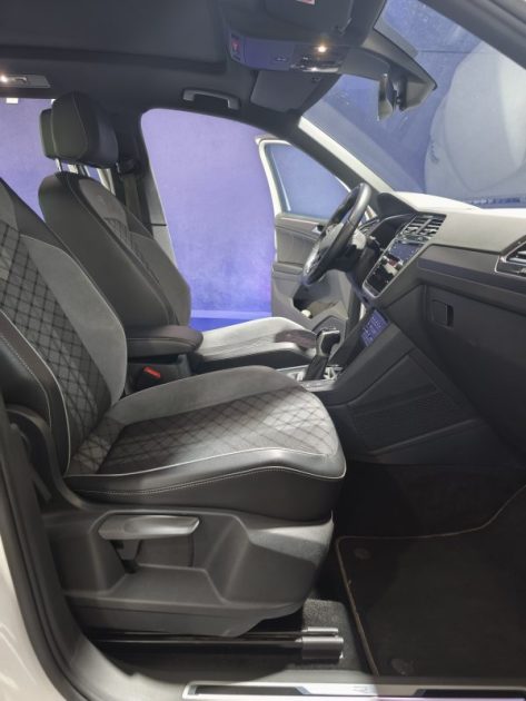 VOLKSWAGEN TIGUAN II 2.0 TDI 150Cv R-LINE DSG7 - toit ouvrant - attelage - 2022