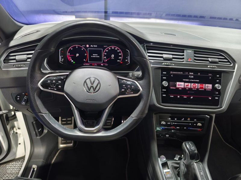 VOLKSWAGEN TIGUAN II 2.0 TDI 150Cv R-LINE DSG7 - toit ouvrant - attelage - 2022