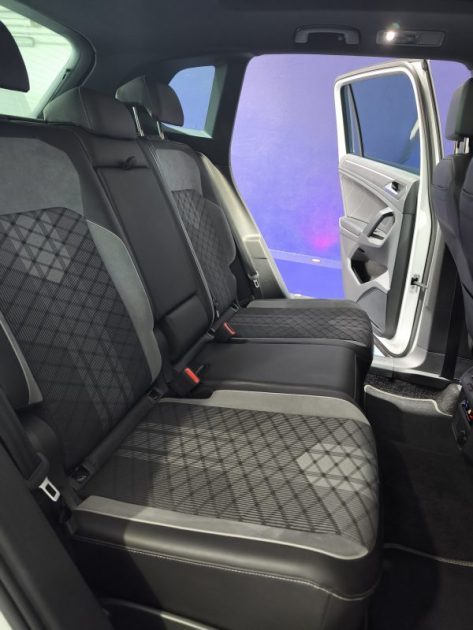 VOLKSWAGEN TIGUAN II 2.0 TDI 150Cv R-LINE DSG7 - toit ouvrant - attelage - 2022