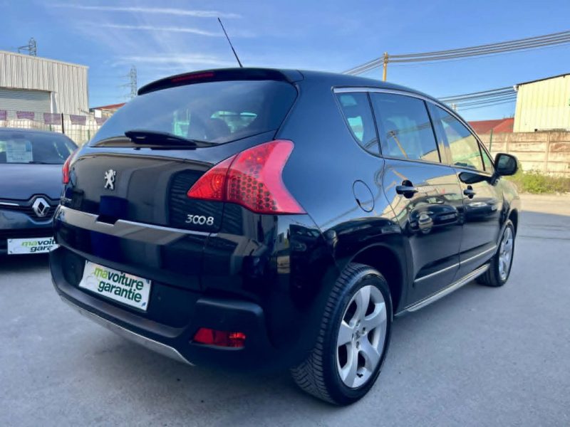 PEUGEOT 3008 1.6 HDI 16V 112 CH ALLURE 2011