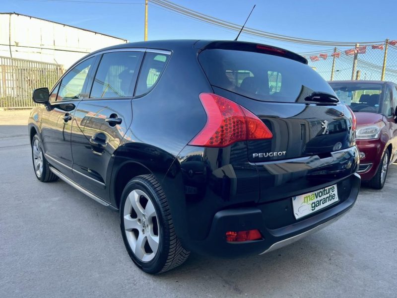 PEUGEOT 3008 1.6 HDI 16V 112 CH ALLURE 2011