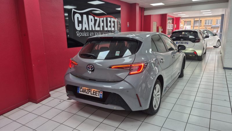 TOYOTA COROLLA BERLINE 122cv DYNAMIC BUSINESS/1 ERE MAIN/TVA RECUPERABLE