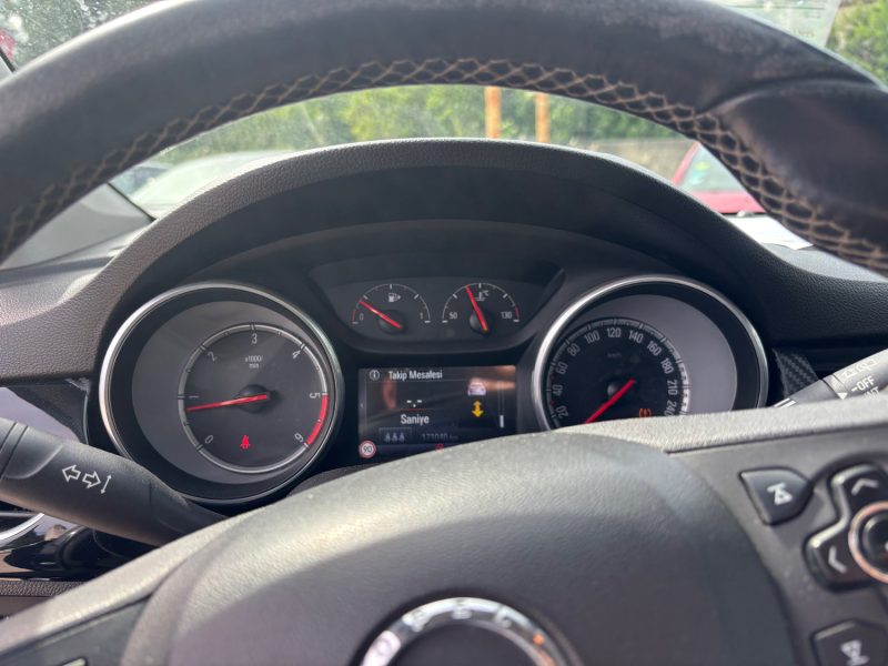 OPEL ASTRA 757 2016
