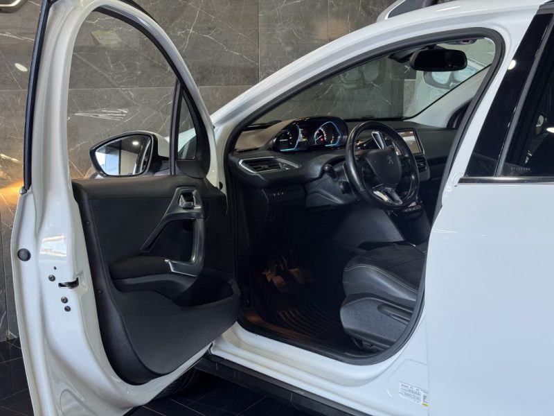 PEUGEOT 2008 1.2 PURETECH 110CH ALLURE S&S 2016