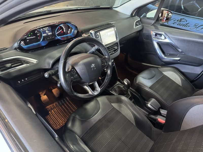 PEUGEOT 2008 1.2 PURETECH 110CH ALLURE S&S 2016