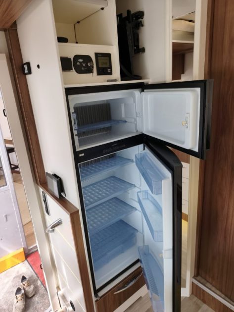 PILOTE P746 SENSATION 2019