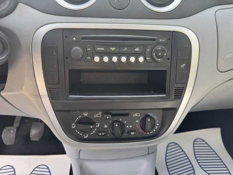 CITROEN C3 1.4I AIRPLAY 2008