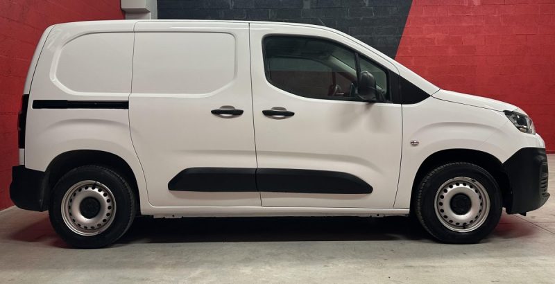 CITROEN BERLINGO M 650 1.6 BLUE HDI 100 CLUB 3 PLACES - Très bon état - Garantie 6 mois - 1ère Main 