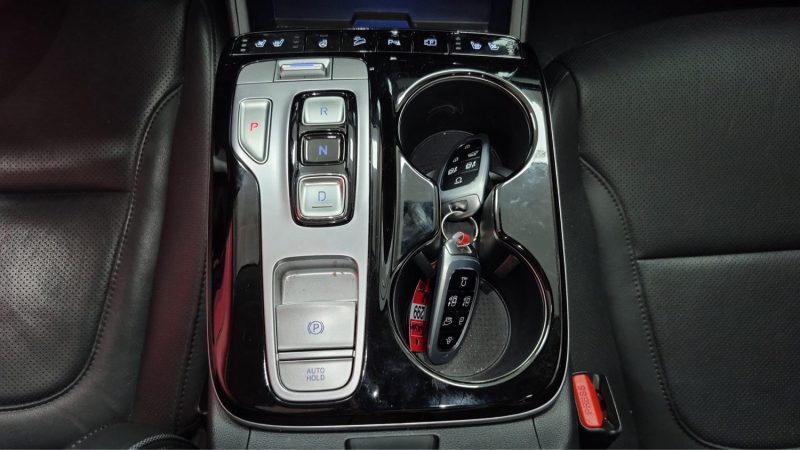 HYUNDAI TUCSON 1.6 SUV HYBRIDE ESSENCE 230cv EXECUTIVE TOIT PANORAMIQUE/1 ERE MAIN/TVA RECUPERABLE