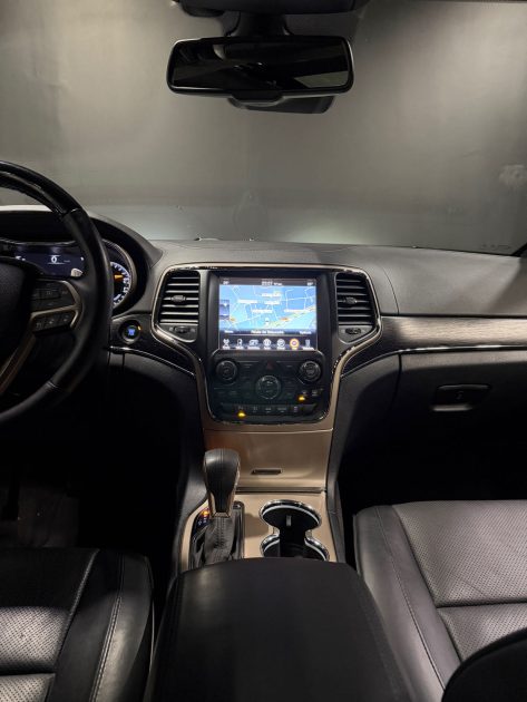 JEEP GRAND CHEROKEE SUMMIT 2016