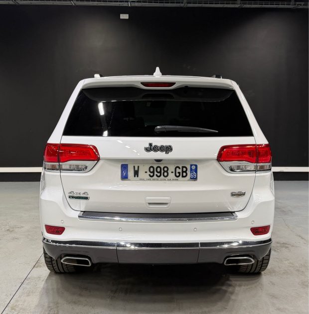 JEEP GRAND CHEROKEE SUMMIT 2016