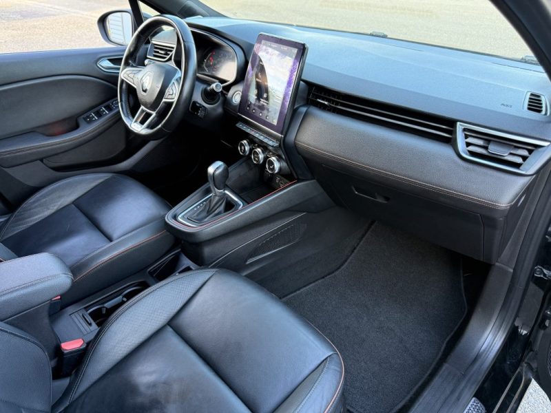 Renault Clio V (BJA) 1.3L 130ch Initiale Paris Boit Auto Garantie 6 Mois