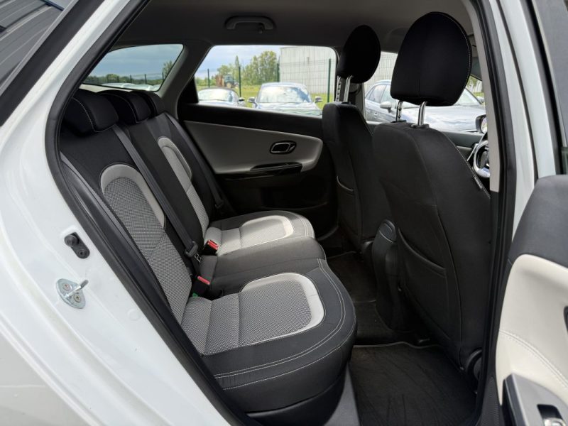 Kia Cee'd SW II 1.6 CRDi 136ch Premium Business Garantie 6 Mois