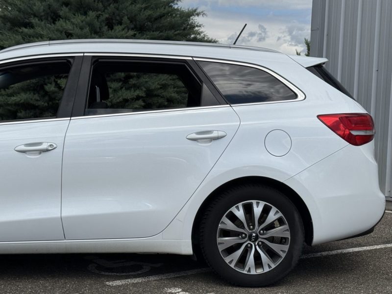 Kia Cee'd SW II 1.6 CRDi 136ch Premium Business Garantie 6 Mois