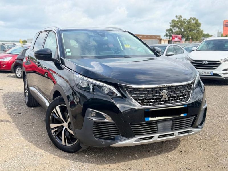 PEUGEOT 5008 2 2.0 BLUE HDI Allure Full Cuir entretien a jour fbl kms