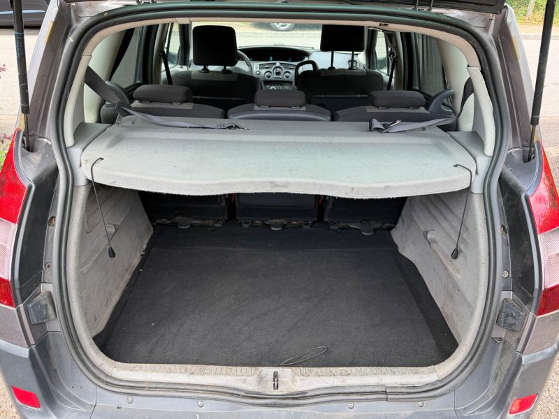 Renault Scenic II 1.6 16V 110ch Pack Authentique