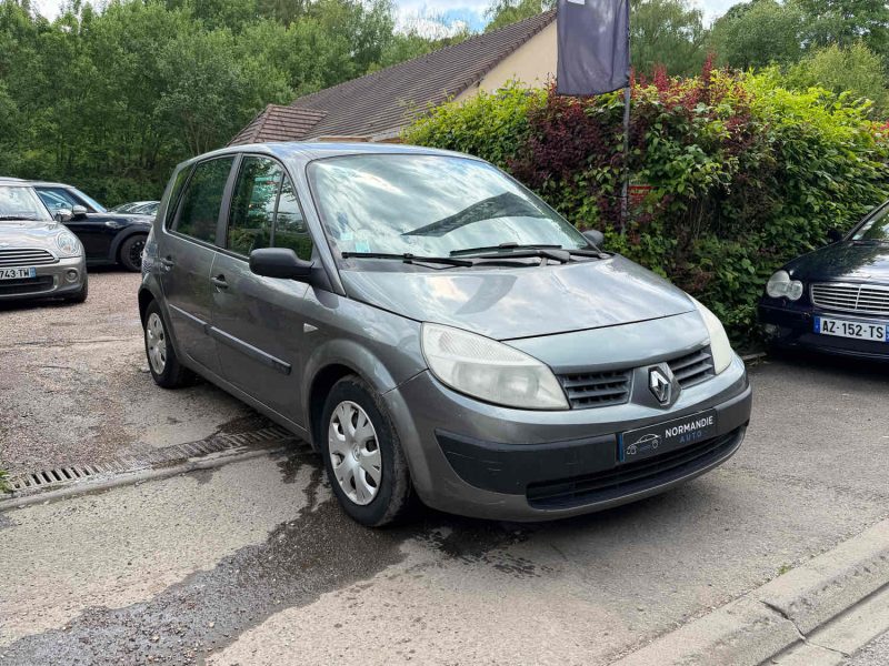 Renault Scenic II 1.6 16V 110ch Pack Authentique