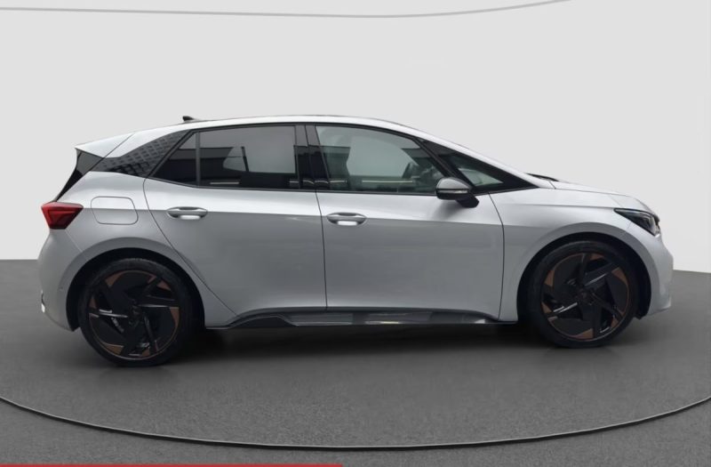 CUPRA BORN VZ / PANO / HUD RÉALITÉ AUGMENTÉE / BEATS AUDIO 2024