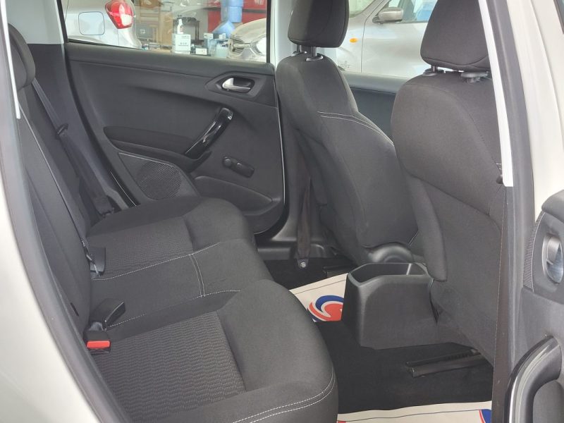 PEUGEOT 208 I (CA_, CC_) 1.2 PURETECH 82 2019