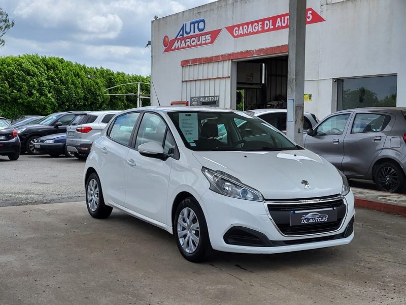 PEUGEOT 208 I (CA_, CC_) 1.2 PURETECH 82 2019