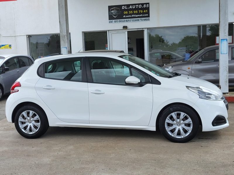 PEUGEOT 208 I (CA_, CC_) 1.2 PURETECH 82 2019