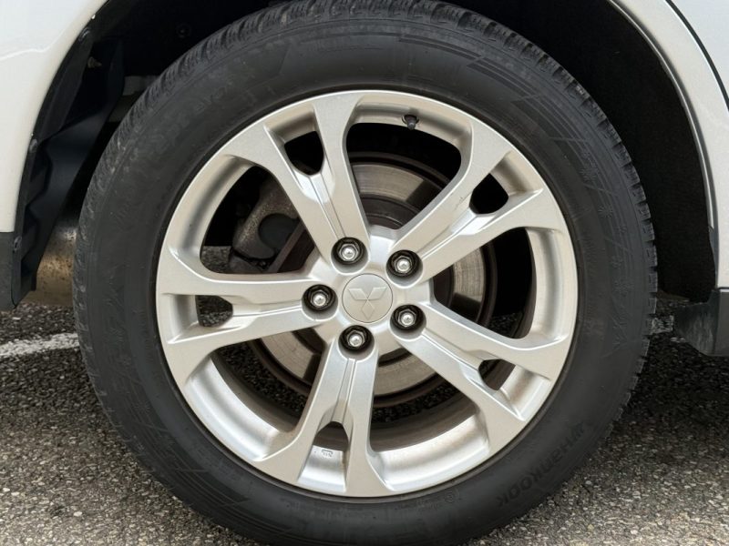 Mitsubishi Outlander III 2.2 DI-D 150 ClearTec Intense Navi 4WD 7 Places Garantie 6 Mois