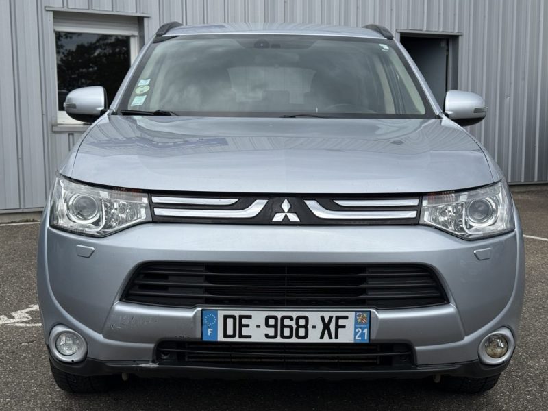 Mitsubishi Outlander III 2.2 DI-D 150 ClearTec Intense Navi 4WD 7 Places Garantie 6 Mois