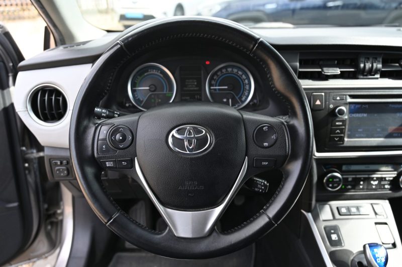 TOYOTA AURIS 1.8 HSD 136CH STYLE 05/2013