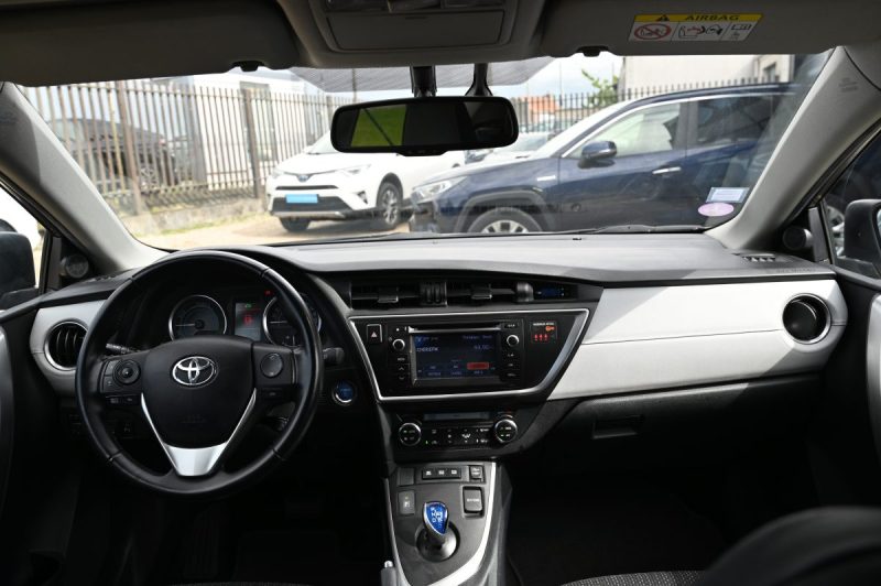 TOYOTA AURIS 1.8 HSD 136CH STYLE 05/2013