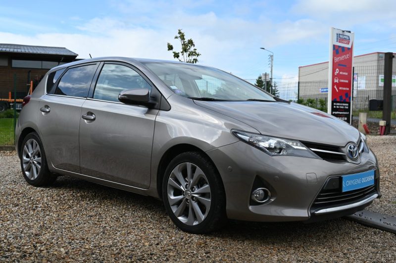 TOYOTA AURIS 1.8 HSD 136CH STYLE 05/2013