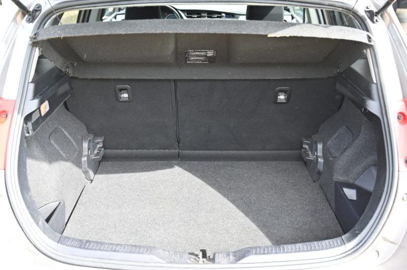 TOYOTA AURIS 1.8 HSD 136CH STYLE 05/2013