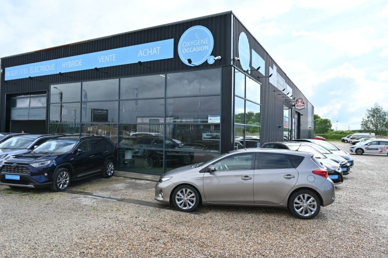 TOYOTA AURIS 1.8 HSD 136CH STYLE 05/2013