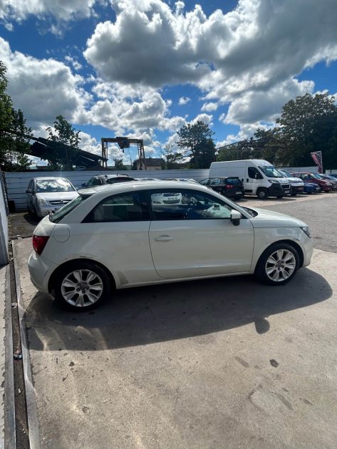 AUDI A1 1.4 TFSI 122 AMBITION