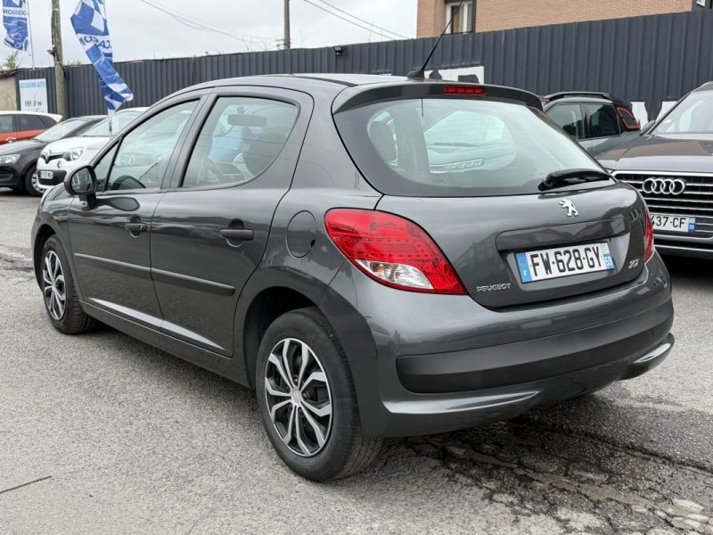 PEUGEOT 207 1.4 HDI 70 URBAN 2010