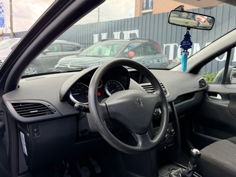 PEUGEOT 207 1.4 HDI 70 URBAN 2010
