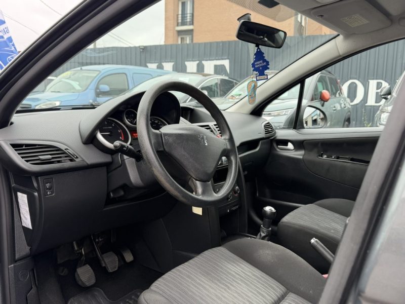 PEUGEOT 207 1.4 HDI 70 URBAN 2010